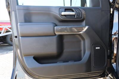 2020 GMC Sierra 2500 AT4 4X4 DIESEL LOADED - Photo 12 - Gresham, OR 97030