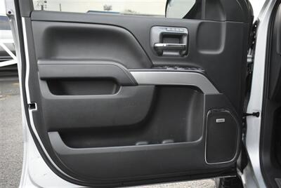 2015 Chevrolet Silverado 1500 LTZ Z71  NAVIGATION HEATED COOLED SEATS V8 4X4 LOADED - Photo 12 - Gresham, OR 97030