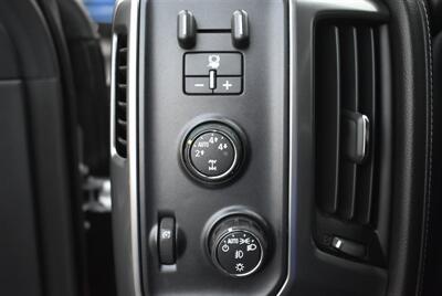 2015 Chevrolet Silverado 1500 LTZ Z71  NAVIGATION HEATED COOLED SEATS V8 4X4 LOADED - Photo 17 - Gresham, OR 97030