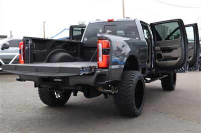 2025 Ford F-250 PLATINUM PLUSE  PLUSE GREY ON TRUFFLE LIFTED DIESEL TRUCK 4X4 LOADED - Photo 40 - Gresham, OR 97030