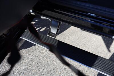 2025 Ford F-350 Platinum  LIFTED DIESEL TRUCK BLACK ON BLACK 4X4 LOADED - Photo 10 - Gresham, OR 97030