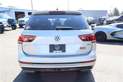 2021 Volkswagen Tiguan SE R-Line Black 4Mot AWD TWIN PANO ROOF LOADED - Photo 4 - Gresham, OR 97030