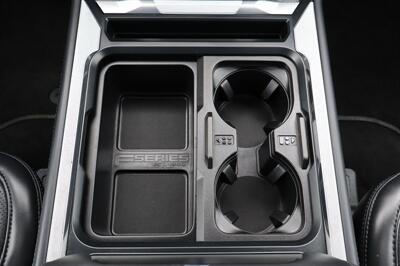 2025 Ford F-350 Platinum  LIFTED DIESEL 24 " RIMS 38 " TIRES TRUCK 4X4 LOADED - Photo 21 - Gresham, OR 97030