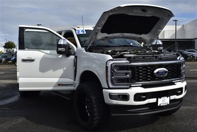 2024 Ford F-350 Platinum  LIFTED LONG BED DIESEL DUALLY  4X4 LOADED - Photo 39 - Gresham, OR 97030