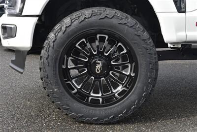 2024 Ford F-350 Platinum  LIFTED LONG BED DIESEL DUALLY  4X4 LOADED - Photo 10 - Gresham, OR 97030