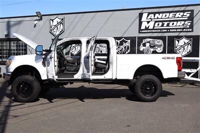 2017 Ford F-250 XLT  LIFTED DIESEL TRUCK 4X4  LOADED - Photo 32 - Gresham, OR 97030