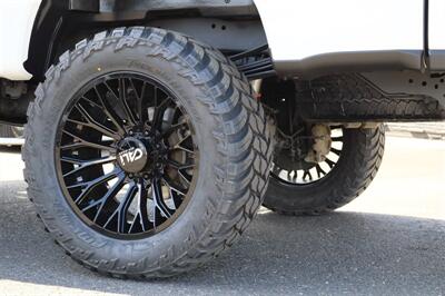 2025 Ford F-350 Platinum LONG BED LIFTED 37S 4X4 LOADED - Photo 39 - Gresham, OR 97030
