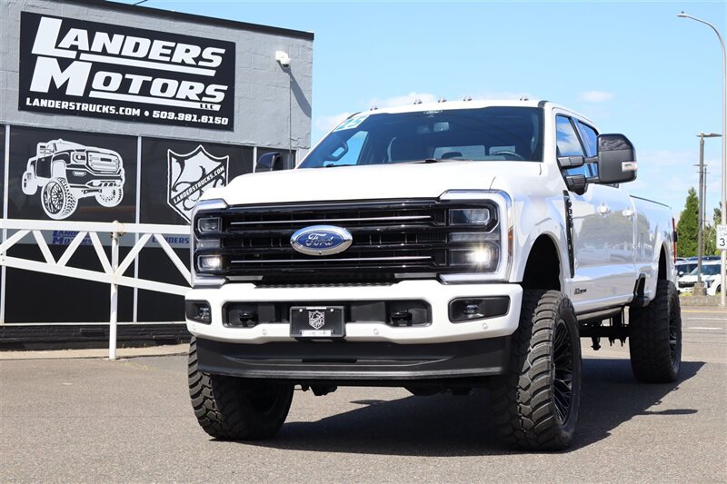 2025 Ford F-350 Platinum  LONG BED LIFTED 37S 4X4 LOADED - Photo 1 - Gresham, OR 97030