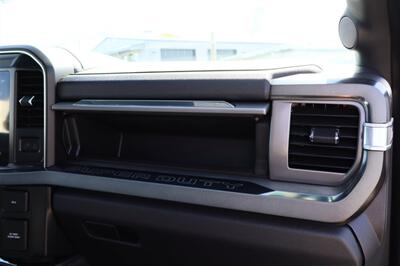 2025 Ford F-350 Platinum LONG BED LIFTED 37S 4X4 LOADED - Photo 36 - Gresham, OR 97030