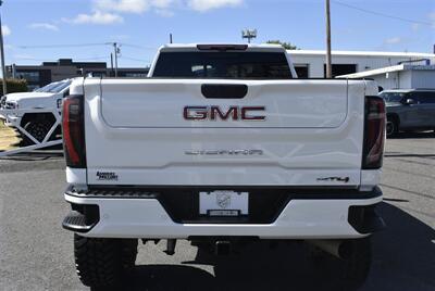 2024 GMC Sierra 3500 AT4  LIFTED LONG BED DIESEL 4X4 LOADED - Photo 4 - Gresham, OR 97030