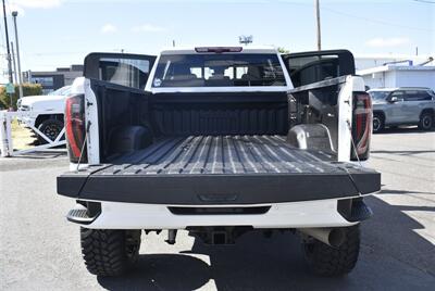 2024 GMC Sierra 3500 AT4  LIFTED LONG BED DIESEL 4X4 LOADED - Photo 35 - Gresham, OR 97030