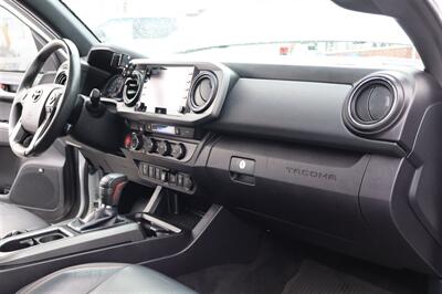 2021 Toyota Tacoma TRD Pro  6v 4x4 loaded - Photo 30 - Gresham, OR 97030