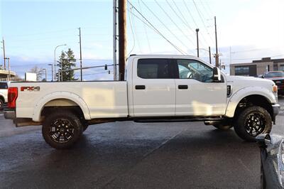 2022 Ford F-350 XLT  lvled long bed 4x4 6.2l gas - Photo 6 - Gresham, OR 97030