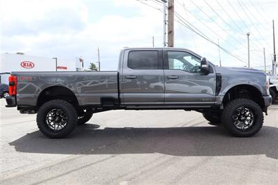 2025 Ford F-350 Platinum LIFTED LONG BED 22S 37S LOADED - Photo 6 - Gresham, OR 97030