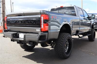 2025 Ford F-350 Platinum LIFTED LONG BED 22S 37S LOADED - Photo 5 - Gresham, OR 97030