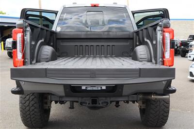 2025 Ford F-350 Platinum LIFTED LONG BED 22S 37S LOADED - Photo 40 - Gresham, OR 97030