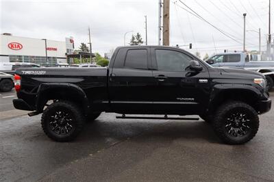 2018 Toyota Tundra SR5  LIFTED 5.7L TUNDRA 4X4 - Photo 6 - Gresham, OR 97030