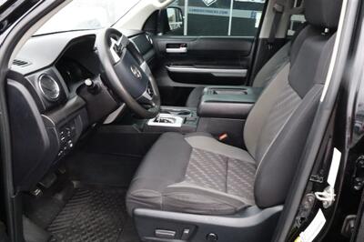 2018 Toyota Tundra SR5  LIFTED 5.7L TUNDRA 4X4 - Photo 12 - Gresham, OR 97030