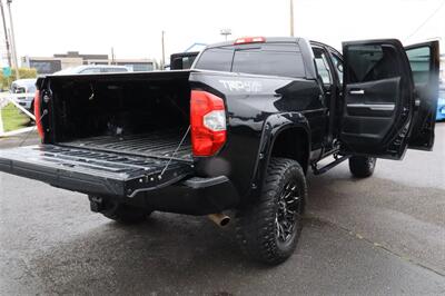2018 Toyota Tundra SR5  LIFTED 5.7L TUNDRA 4X4 - Photo 26 - Gresham, OR 97030