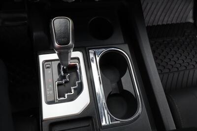2018 Toyota Tundra SR5  LIFTED 5.7L TUNDRA 4X4 - Photo 24 - Gresham, OR 97030
