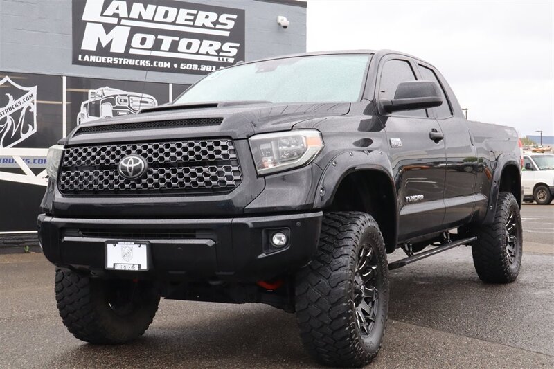 2018 Toyota Tundra SR5  LIFTED 5.7L TUNDRA 4X4 - Photo 1 - Gresham, OR 97030