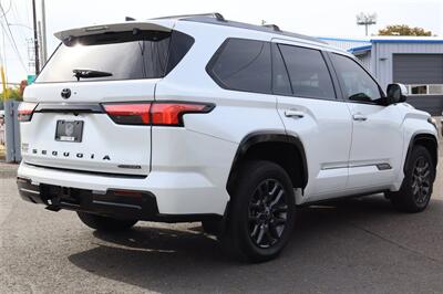 2025 Toyota Sequoia Platinum i-FORCE MAX i-FORCE MAX 3.4L twin-turbo V6 hybrid - Photo 5 - Gresham, OR 97030