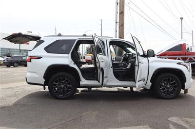 2025 Toyota Sequoia Platinum i-FORCE MAX i-FORCE MAX 3.4L twin-turbo V6 hybrid - Photo 40 - Gresham, OR 97030