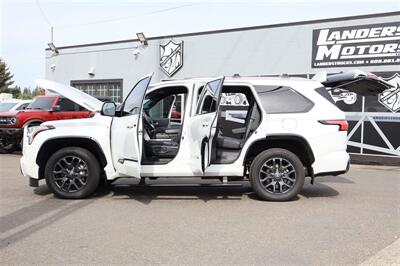 2025 Toyota Sequoia Platinum i-FORCE MAX i-FORCE MAX 3.4L twin-turbo V6 hybrid - Photo 35 - Gresham, OR 97030
