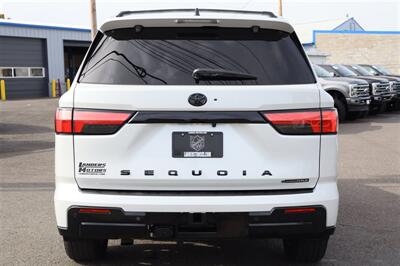 2025 Toyota Sequoia Platinum i-FORCE MAX i-FORCE MAX 3.4L twin-turbo V6 hybrid - Photo 4 - Gresham, OR 97030