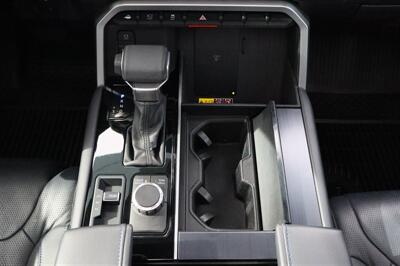 2025 Toyota Sequoia Platinum i-FORCE MAX i-FORCE MAX 3.4L twin-turbo V6 hybrid - Photo 23 - Gresham, OR 97030