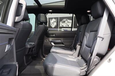 2025 Toyota Sequoia Platinum i-FORCE MAX i-FORCE MAX 3.4L twin-turbo V6 hybrid - Photo 26 - Gresham, OR 97030