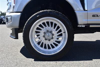 2023 Ford F-350 Platinum  LIFTED DIESEL TRUCK 4X4 LOADED - Photo 10 - Gresham, OR 97030