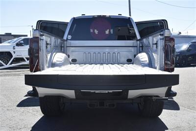 2023 Ford F-350 Platinum  LIFTED DIESEL TRUCK 4X4 LOADED - Photo 33 - Gresham, OR 97030