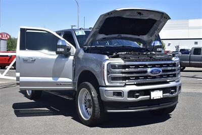 2023 Ford F-350 Platinum  LIFTED DIESEL TRUCK 4X4 LOADED - Photo 36 - Gresham, OR 97030