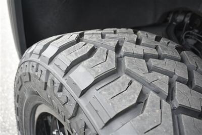 2024 GMC Sierra 3500 AT4  LIFTED DIESEL TRUCK 4X4 LOADED - Photo 11 - Gresham, OR 97030