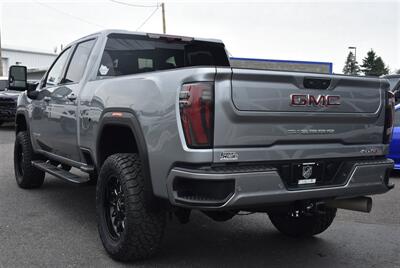 2024 GMC Sierra 3500 AT4  LIFTED DIESEL TRUCK 4X4 LOADED - Photo 3 - Gresham, OR 97030