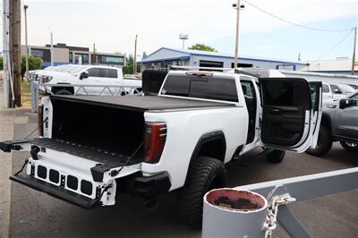 2024 GMC Sierra 3500 AT4 LONG BED LIFTED DIESEL TRUCK 4X4 LOADED - Photo 31 - Gresham, OR 97030