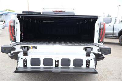 2024 GMC Sierra 3500 AT4 LONG BED LIFTED DIESEL TRUCK 4X4 LOADED - Photo 18 - Gresham, OR 97030
