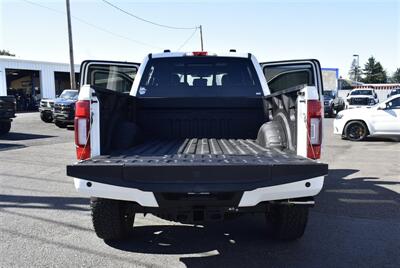 2022 Ford F-350 Platinum  LIFTED DIESEL TRUCK 4X4 LOADED - Photo 35 - Gresham, OR 97030