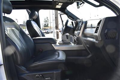2022 Ford F-350 Platinum  LIFTED DIESEL TRUCK 4X4 LOADED - Photo 30 - Gresham, OR 97030