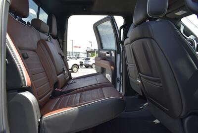 2024 GMC Sierra 3500 Denali Ultimate  LIFTED DIESEL TRUCK 4X4 LOADED - Photo 29 - Gresham, OR 97030