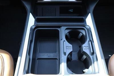 2024 Ford F-250 Platinum  LIFTED DIESEL TRUCK 4X4 26 " RIMS 38 " TIRES LOADED - Photo 22 - Gresham, OR 97030