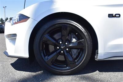 2022 Ford Mustang GT  WHITE ON BLACK 6 SPEED - Photo 10 - Gresham, OR 97030