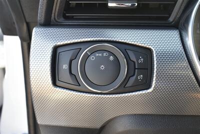2022 Ford Mustang GT  WHITE ON BLACK 6 SPEED - Photo 14 - Gresham, OR 97030