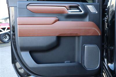 2025 GMC Sierra 3500 Denali Ultimate  LIFTED DIESEL TRUCK 4X4 LOADED - Photo 22 - Gresham, OR 97030