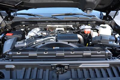 2025 GMC Sierra 3500 Denali Ultimate  LIFTED DIESEL TRUCK 4X4 LOADED - Photo 9 - Gresham, OR 97030