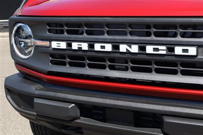 2025 Ford Bronco Big Bend HARD TOP RUBY RED MET TNTED CLEARCOAT - Photo 8 - Gresham, OR 97030