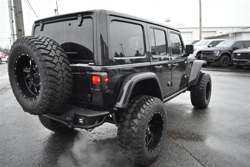 2021 Jeep Wrangler Unlimited Rubicon photo 3