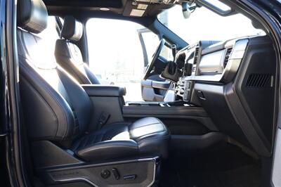 2024 Ford F-350 Platinum  LIFTED DIESEL HI OUTPUT TRUCK 4X4 LOADED - Photo 27 - Gresham, OR 97030