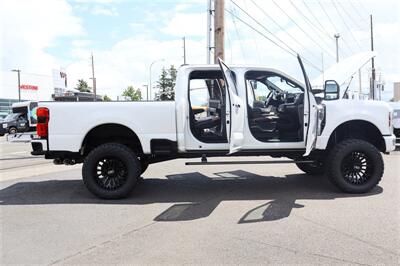 2024 Ford F-350 PLATINUM HI OUTPUT  LIFTED DIESEL TRUCK 4X4 LOADED - Photo 43 - Gresham, OR 97030